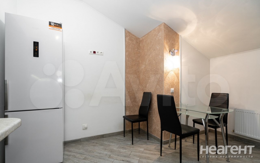 Продается 1-комнатная квартира, 36 м²