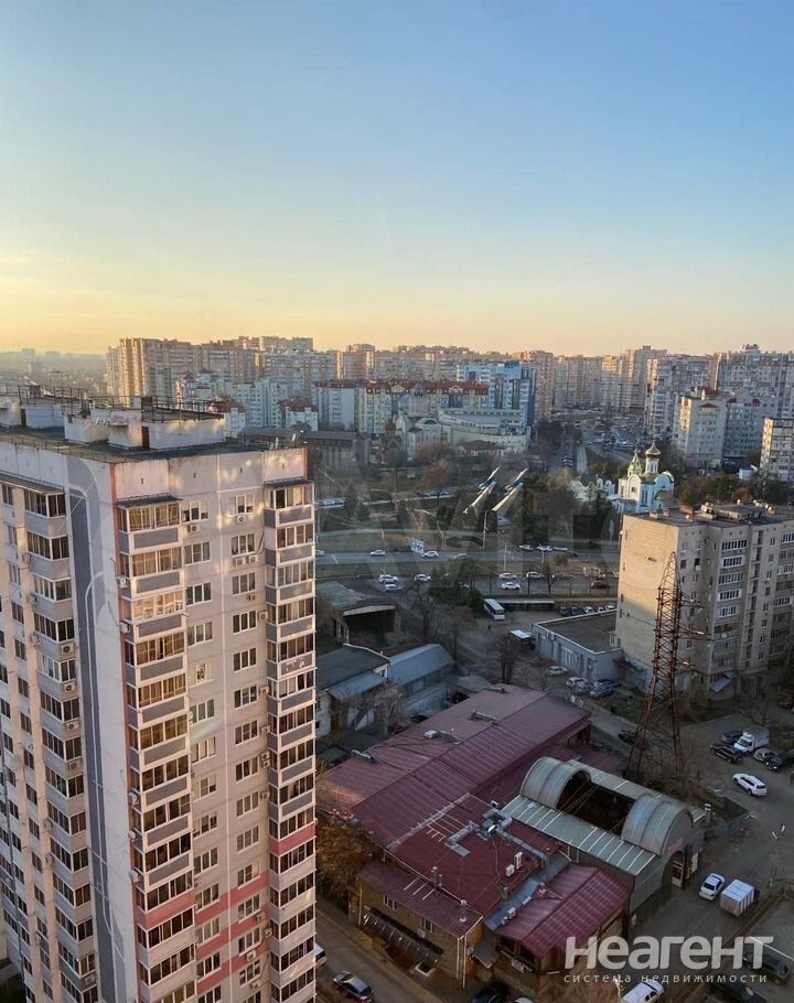 Продается 2-х комнатная квартира, 72,2 м²