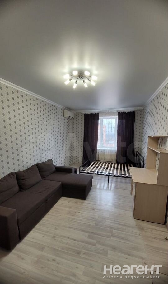 Сдается 1-комнатная квартира, 38,2 м²