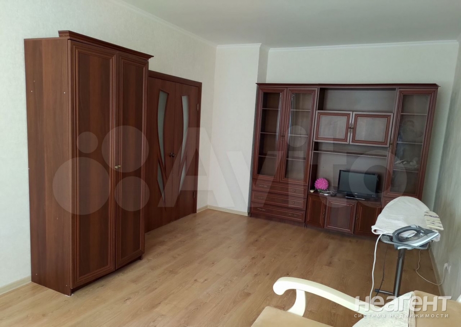 Сдается 1-комнатная квартира, 41,9 м²