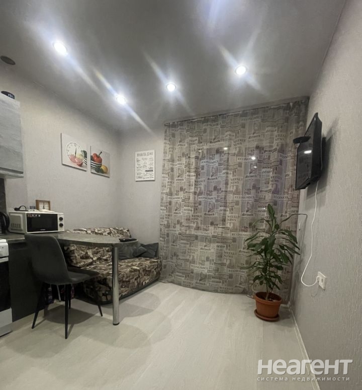 Продается 1-комнатная квартира, 36,6 м²