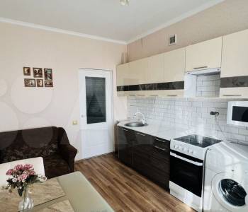 Продается 1-комнатная квартира, 37,5 м²