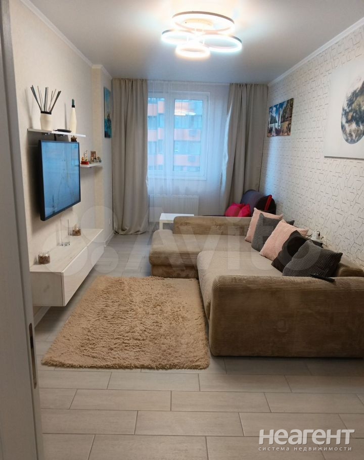 Продается 1-комнатная квартира, 39,1 м²