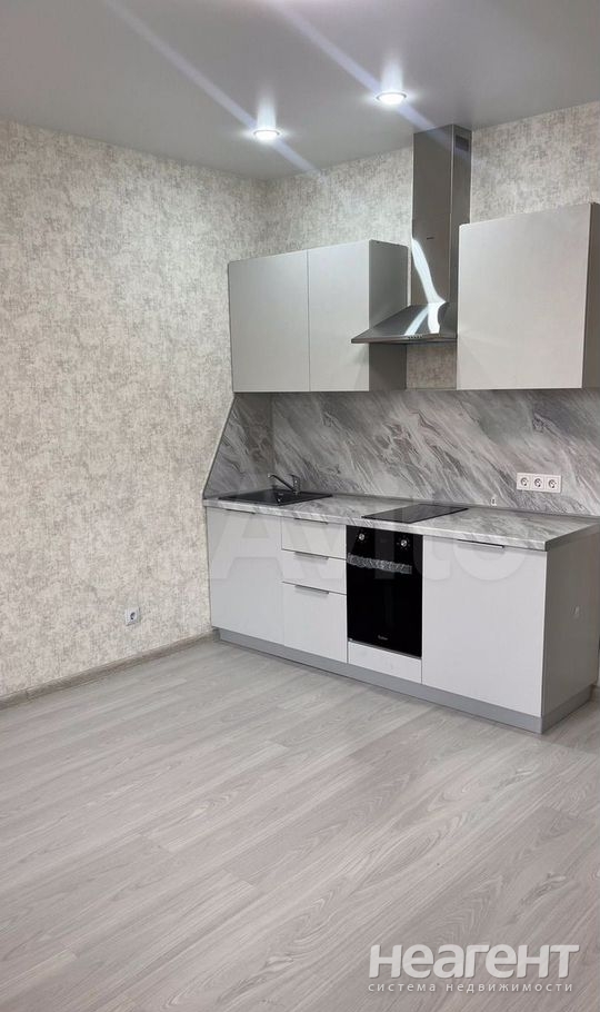 Продается 1-комнатная квартира, 27 м²