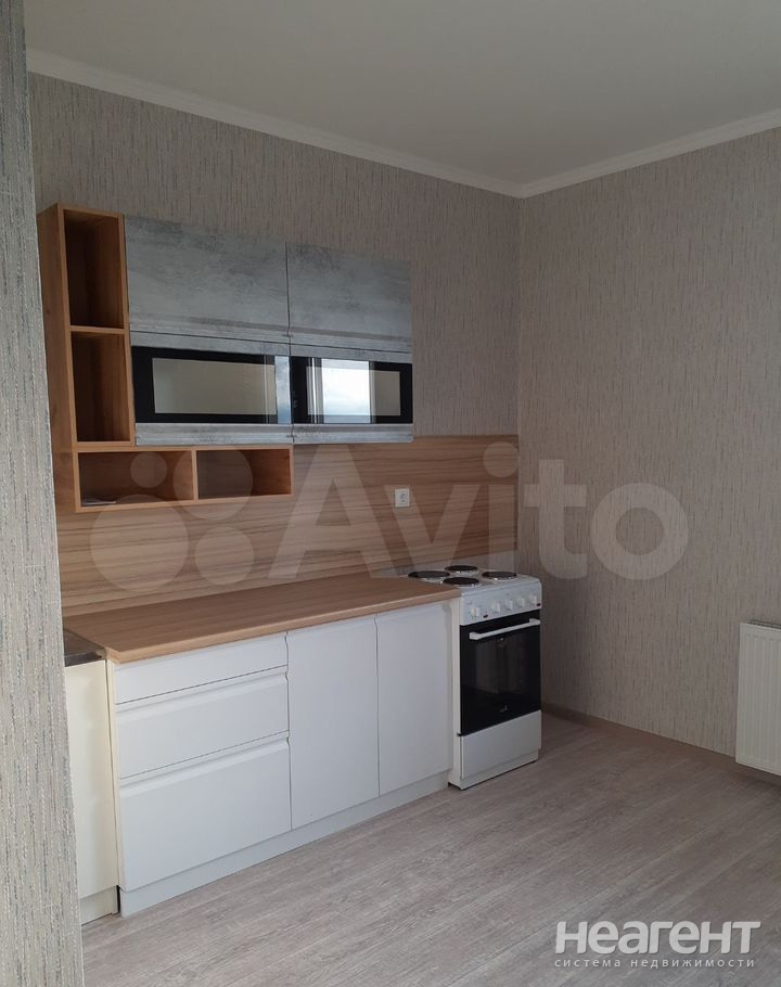 Сдается 1-комнатная квартира, 39 м²