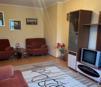 Продается 2-х комнатная квартира, 67 м²