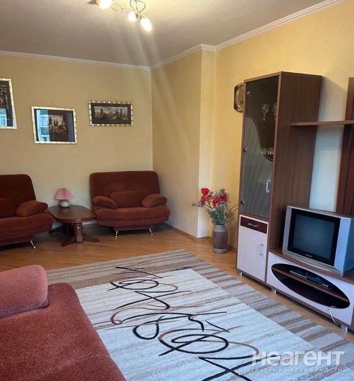 Продается 2-х комнатная квартира, 67 м²