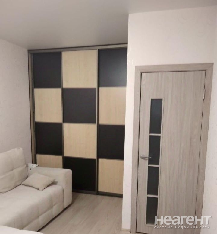 Продается 1-комнатная квартира, 33 м²