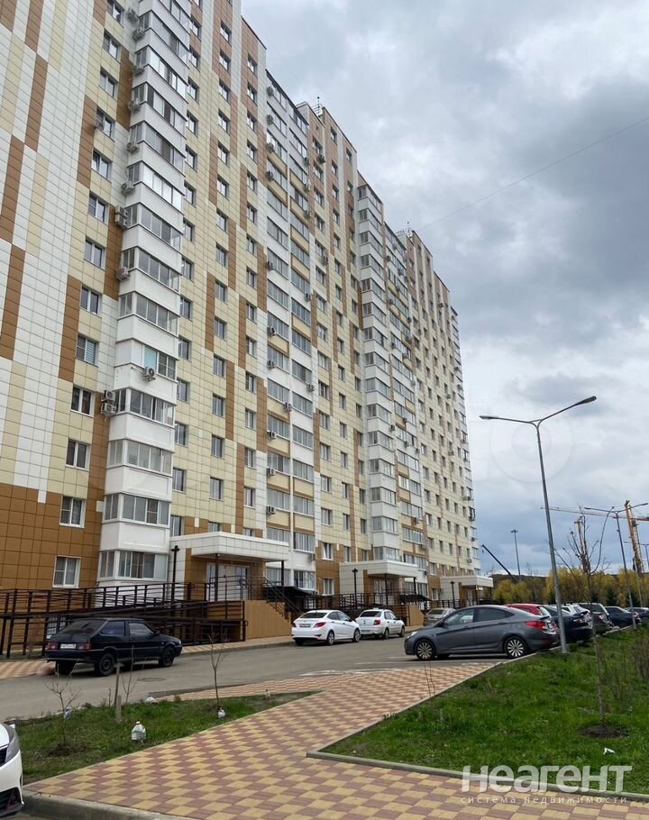 Продается 1-комнатная квартира, 39 м²