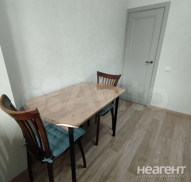 Сдается 1-комнатная квартира, 36 м²