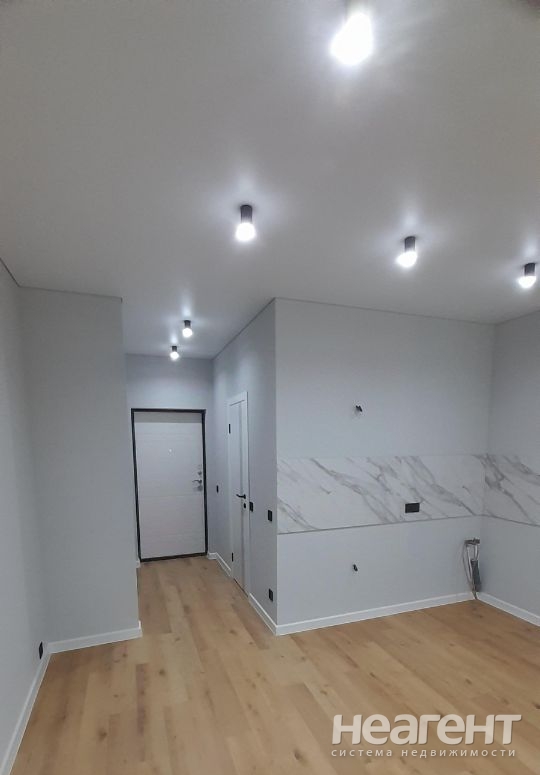 Продается 1-комнатная квартира, 27,3 м²