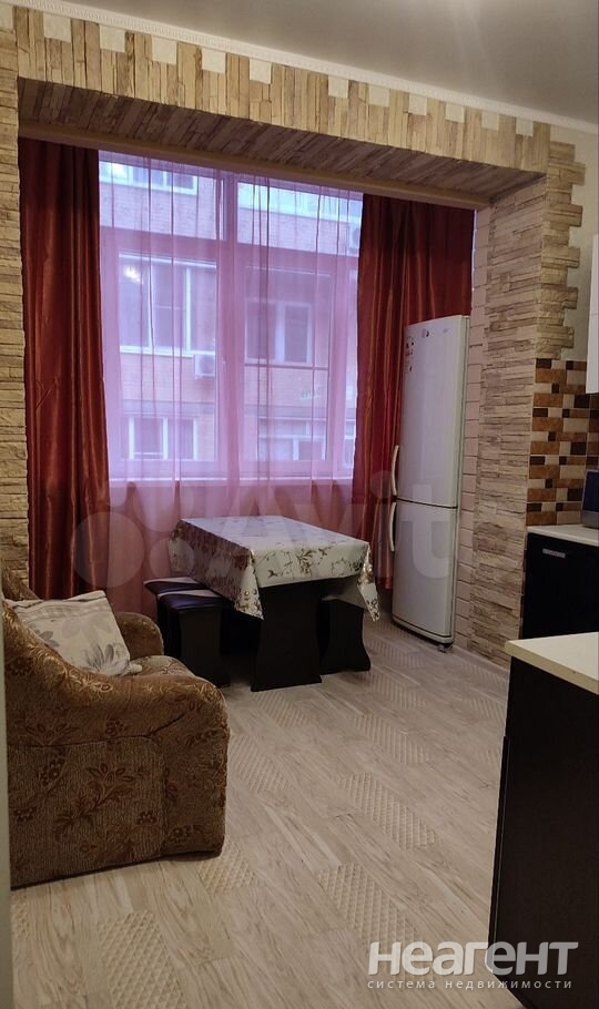 Сдается 1-комнатная квартира, 37 м²