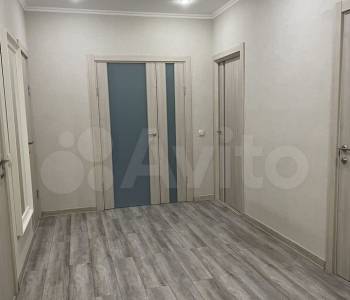 Сдается 2-х комнатная квартира, 83 м²