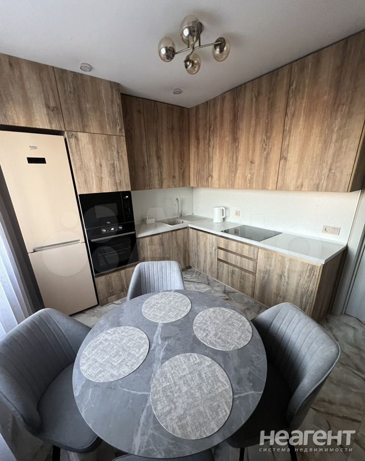 Сдается 2-х комнатная квартира, 62,7 м²