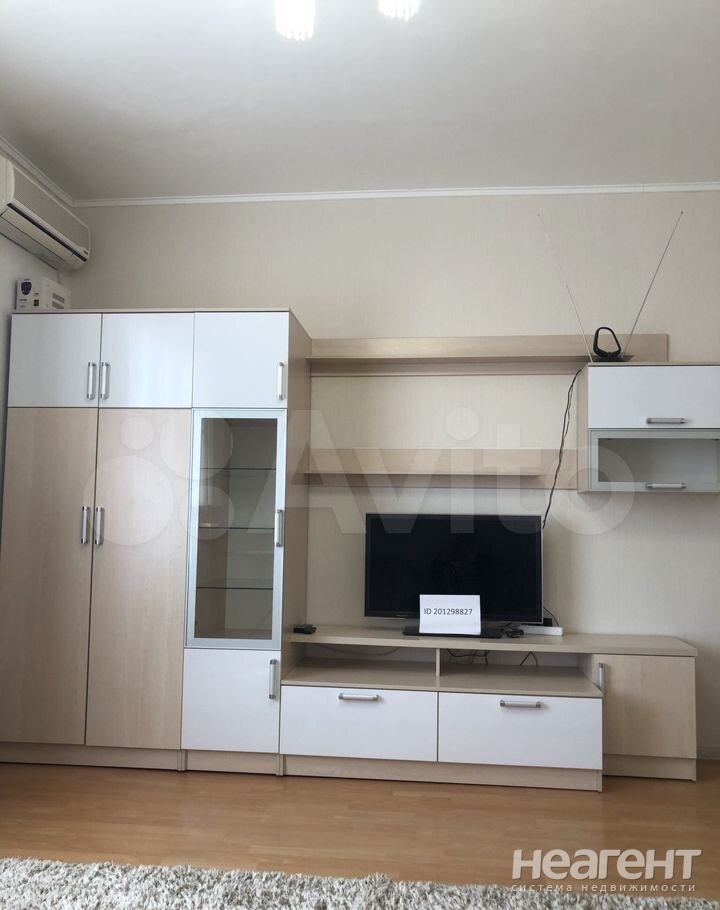 Продается 1-комнатная квартира, 38 м²