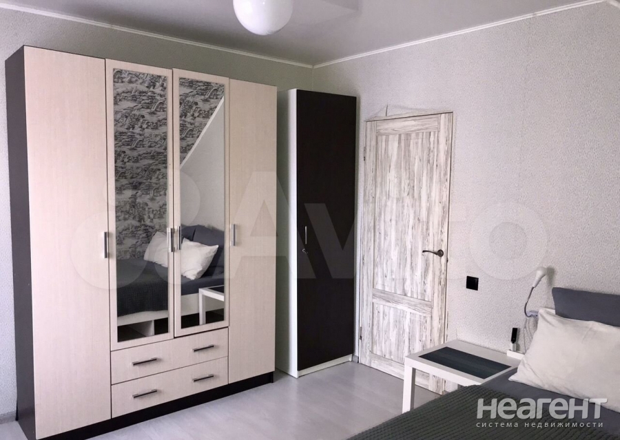 Продается 1-комнатная квартира, 35 м²