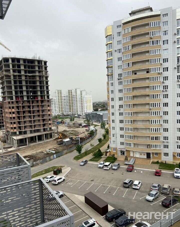 Продается 1-комнатная квартира, 37,8 м²