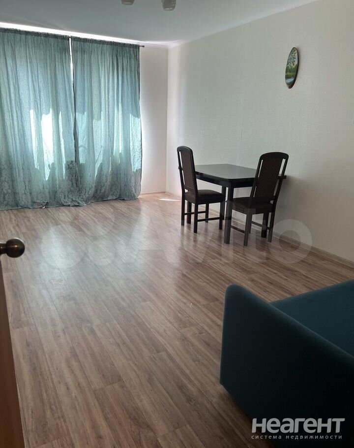 Продается 1-комнатная квартира, 43,1 м²