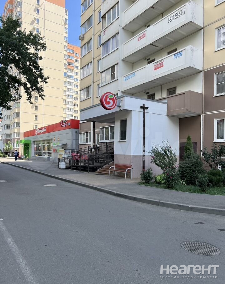 Продается 1-комнатная квартира, 43,1 м²