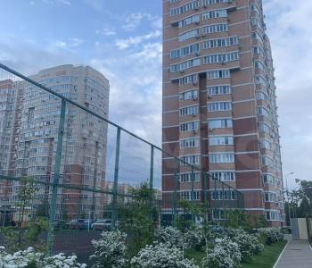 Продается 2-х комнатная квартира, 64 м²