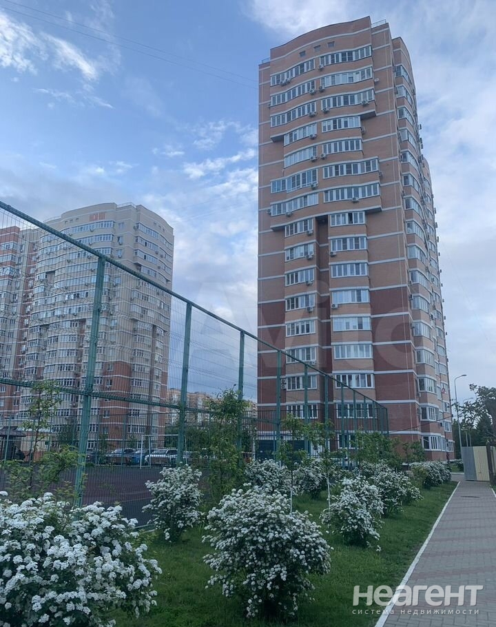 Продается 2-х комнатная квартира, 64 м²