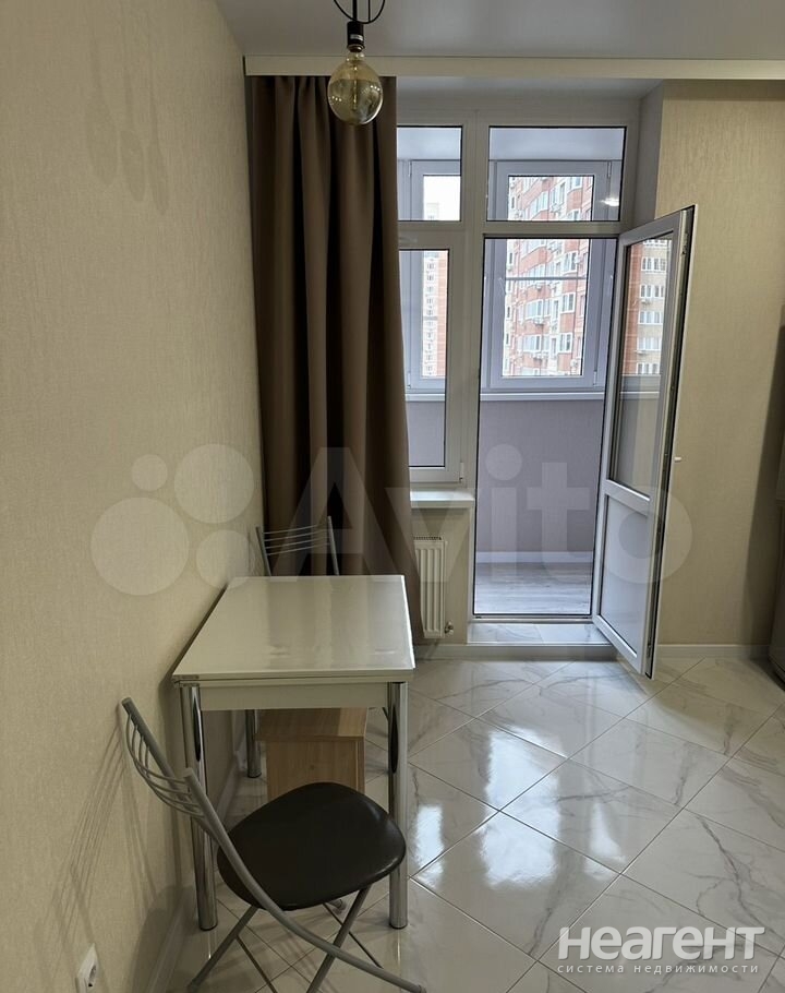 Продается 1-комнатная квартира, 39,5 м²