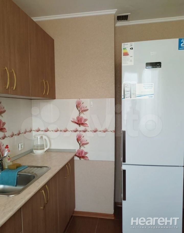 Сдается 1-комнатная квартира, 38 м²