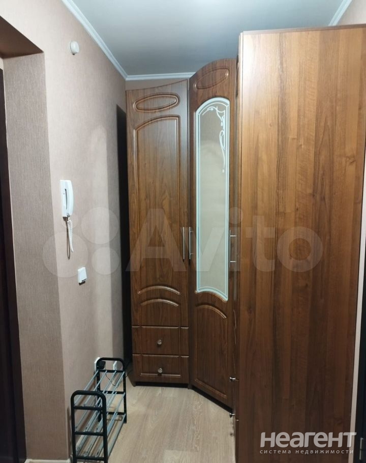 Сдается 1-комнатная квартира, 38 м²