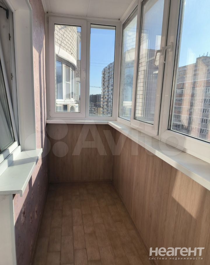 Сдается 2-х комнатная квартира, 65 м²