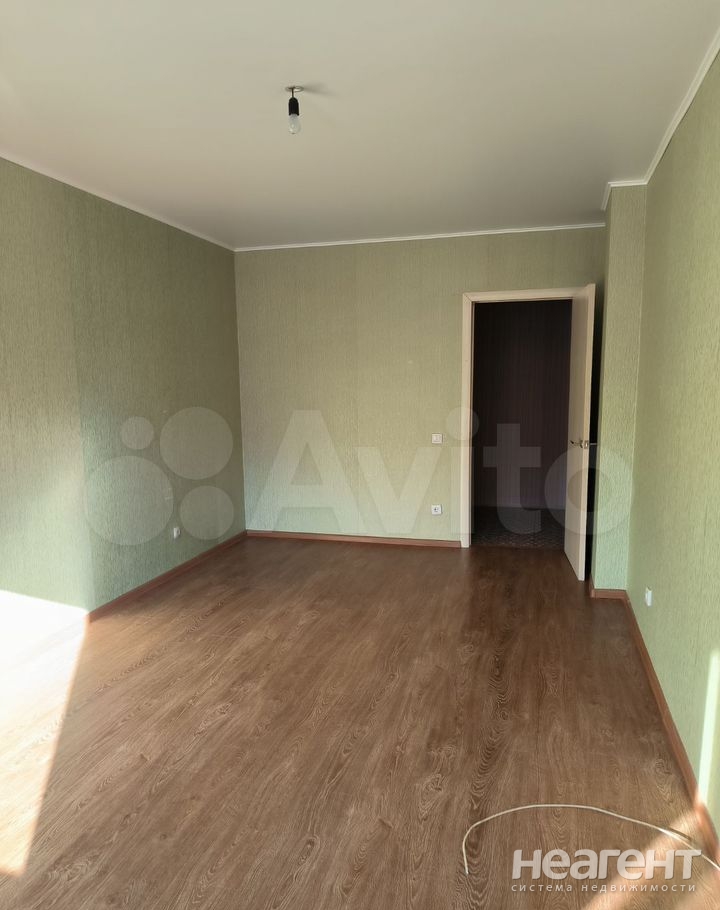 Сдается 2-х комнатная квартира, 65 м²