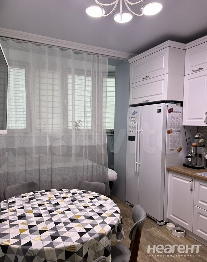 Продается 1-комнатная квартира, 41,4 м²