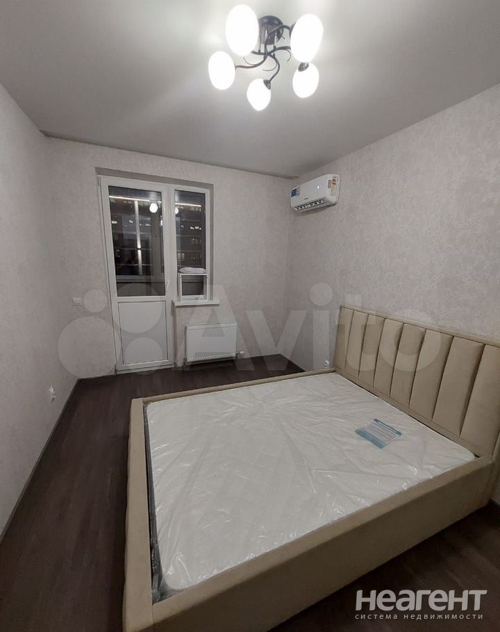 Сдается 1-комнатная квартира, 37,2 м²