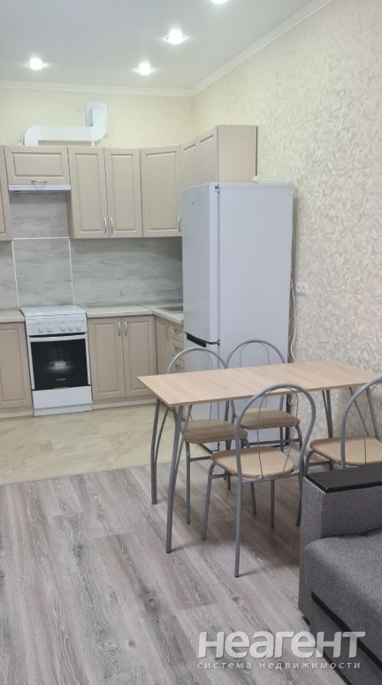 Сдается 1-комнатная квартира, 32 м²