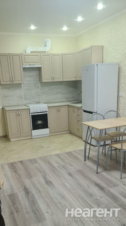 Сдается 1-комнатная квартира, 32 м²