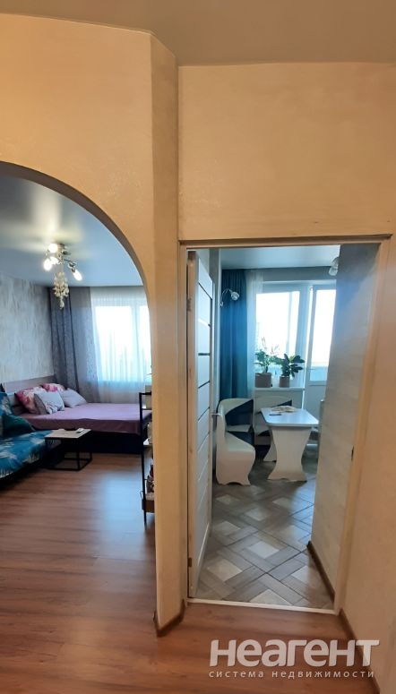 Сдается 1-комнатная квартира, 40 м²