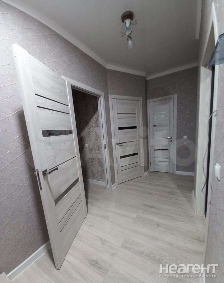 Сдается 2-х комнатная квартира, 60 м²