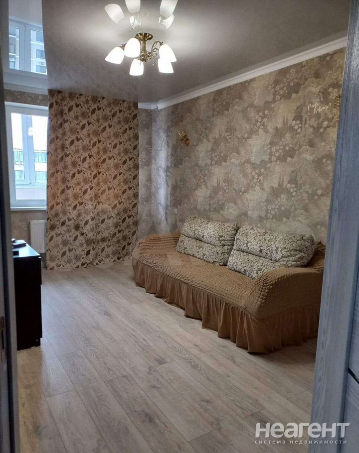 Сдается 2-х комнатная квартира, 60 м²