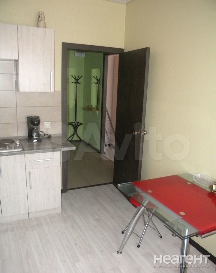 Продается 1-комнатная квартира, 37,1 м²