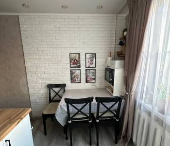 Продается 3-х комнатная квартира, 55 м²