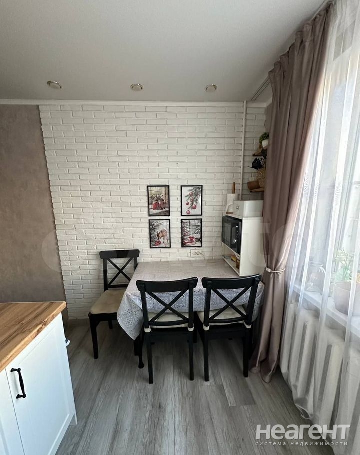 Продается 3-х комнатная квартира, 55 м²