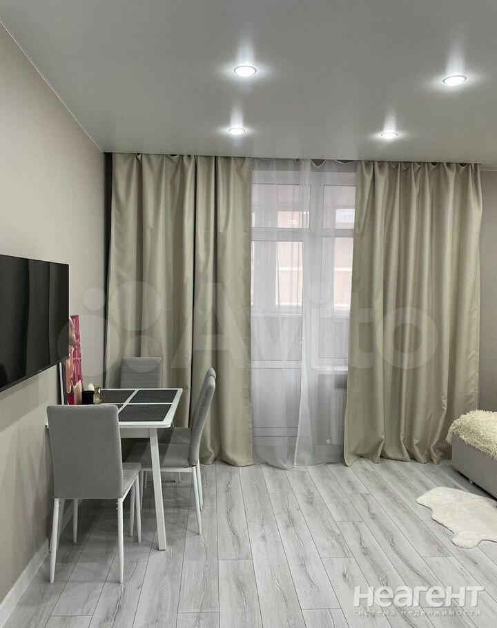 Сдается 1-комнатная квартира, 35 м²