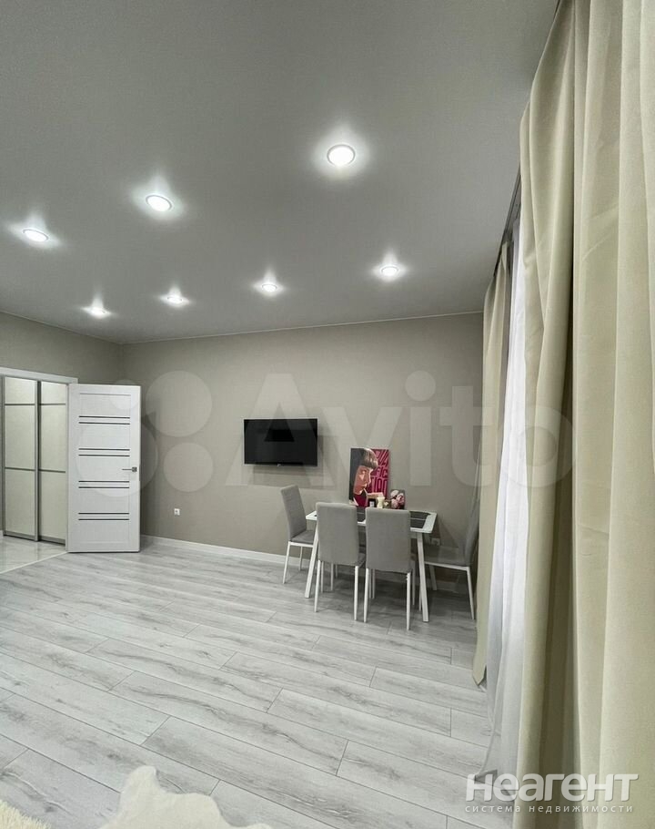 Сдается 1-комнатная квартира, 35 м²