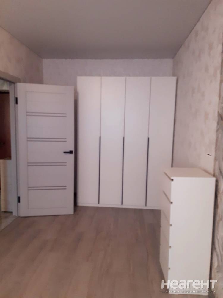 Сдается 1-комнатная квартира, 36,6 м²