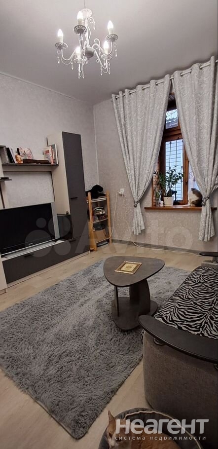 Продается 1-комнатная квартира, 37,8 м²