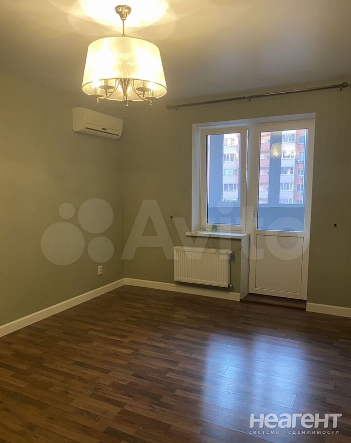 Сдается 1-комнатная квартира, 40 м²