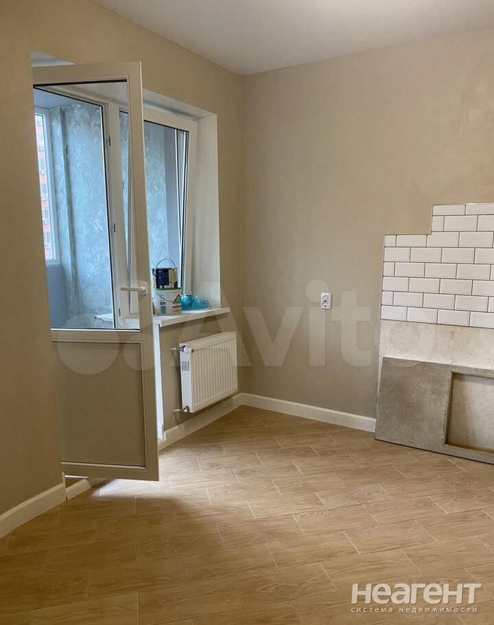 Сдается 1-комнатная квартира, 40 м²