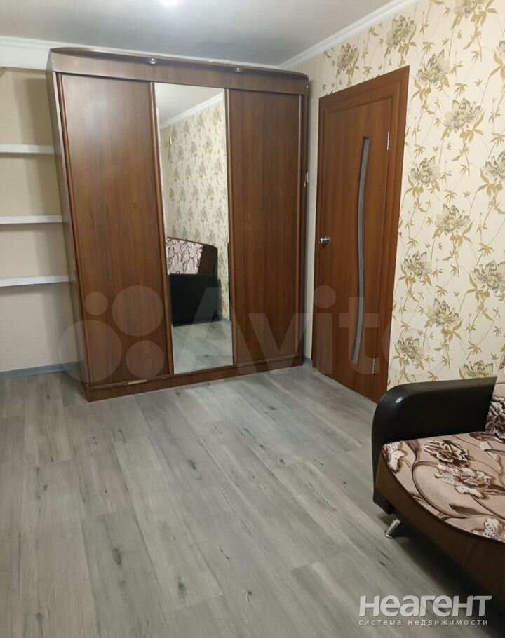 Сдается 1-комнатная квартира, 35 м²