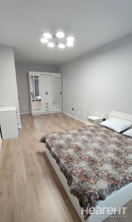 Сдается 1-комнатная квартира, 37 м²