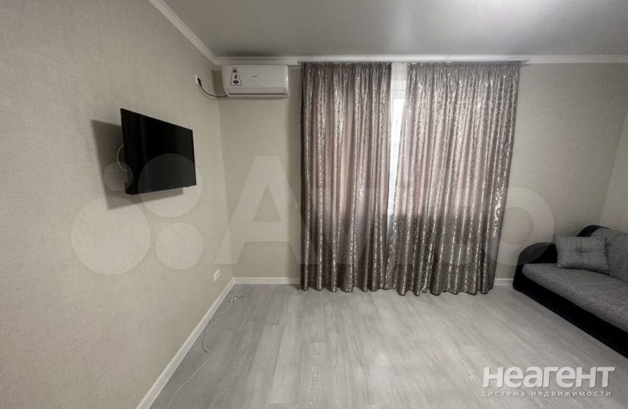 Продается 1-комнатная квартира, 34 м²