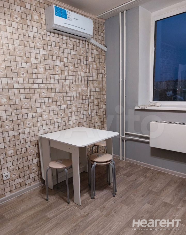 Продается 2-х комнатная квартира, 57,7 м²